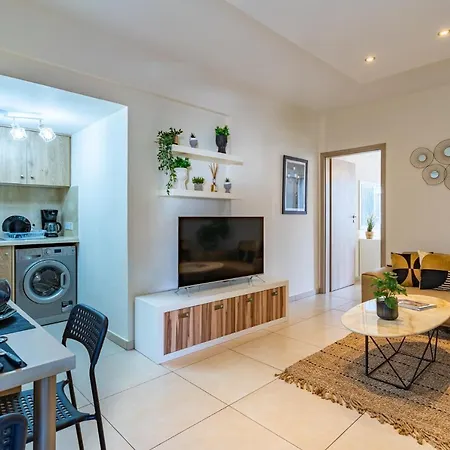 City Cove 1-br Apt In Διαμέρισμα